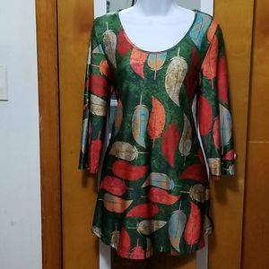 *NWOT* Olive & rust leaf scoop neck swing tunic